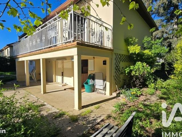 Maison vente à Montluçon, Vallon-en-sully