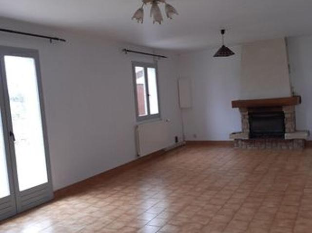 Maison vente à Mamers, Connerré
