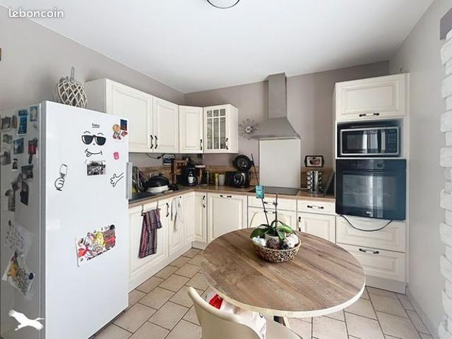 Maison vente à Loches, La Celle-saint-avant