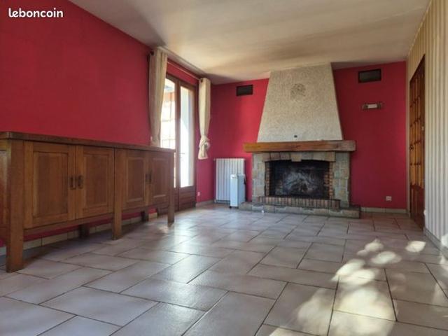Maison vente à Ruffec, Indre