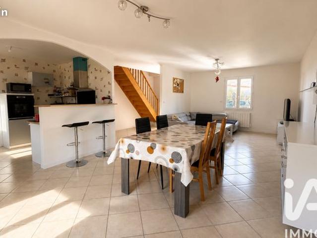 Maison vente à Blois, Binas