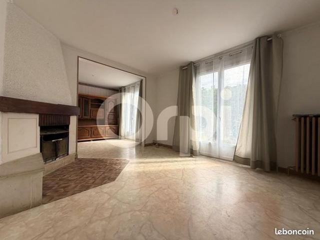Maison vente à Châteauroux, Pommiers