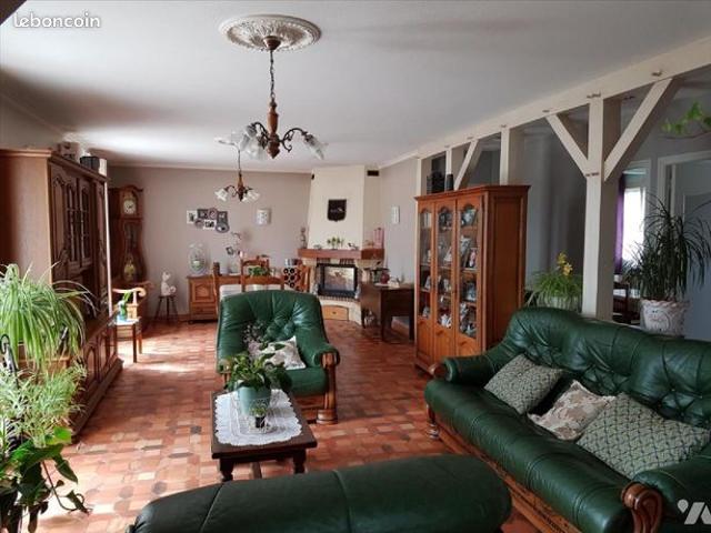 Maison vente à La Flèche, Saint-jean-de-la-motte