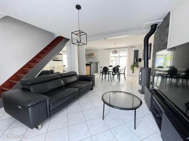 Maison vente à Tremblay-en-france, Martinique