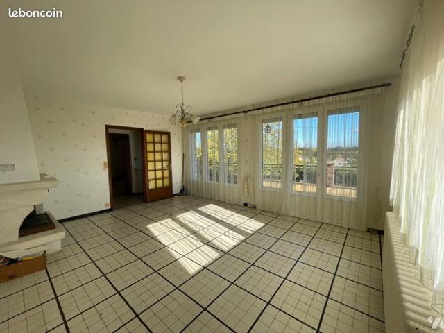 Maison vente à Auxerre, Champignelles