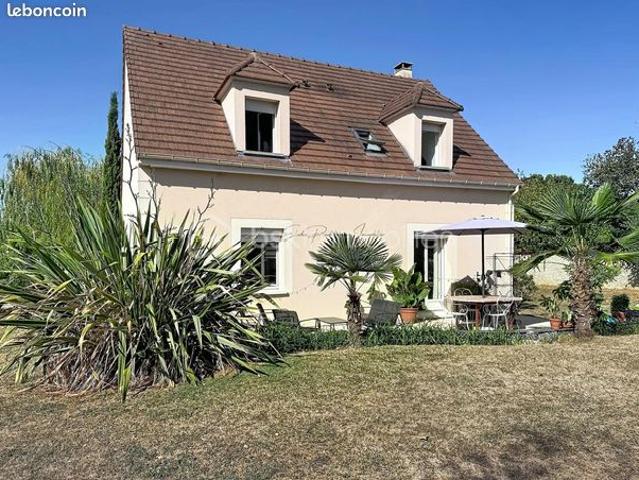 Maison vente à Fontainebleau, Egreville