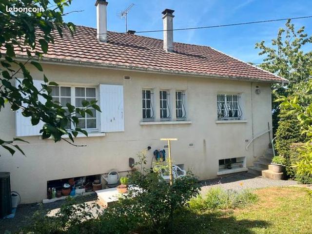 Maison vente à Nontron, Thiviers