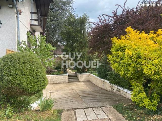 Maison vente à Évreux, Ivry-la-bataille