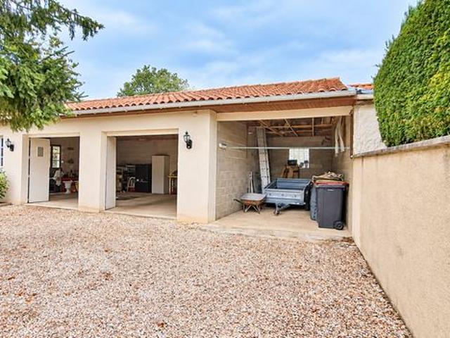 Maison vente à Vouzan, Charente