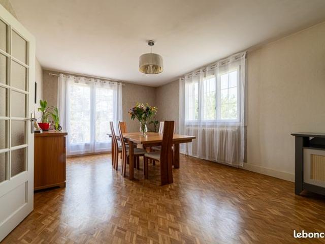 Maison vente à Issoudun