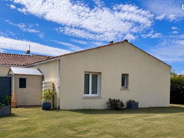 Maison vente à Saint-Savinien, Charente-Maritime