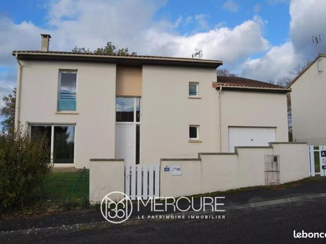 Maison vente à Mazerolles, Charente