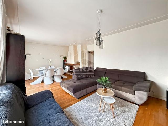 Maison vente à Bourges, Étréchy