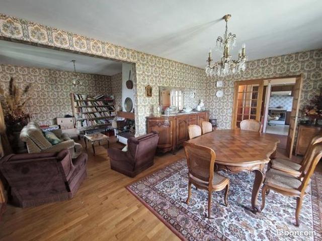 Maison vente à Figeac, Assier