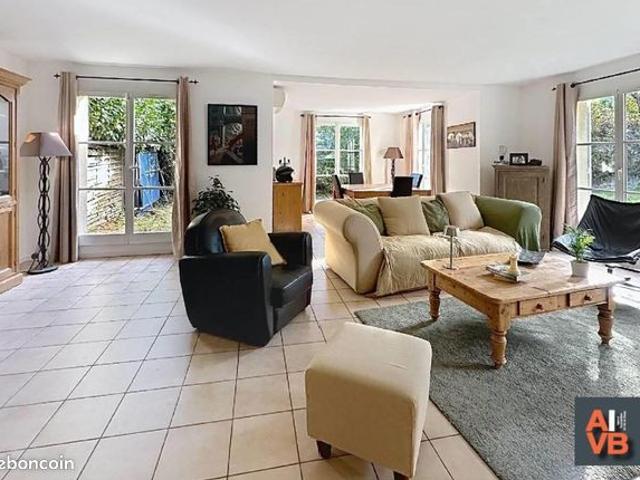 Maison vente à Bussy-Saint-Georges, Seine-et-Marne