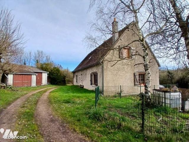 Maison vente à Loches, Bridoré
