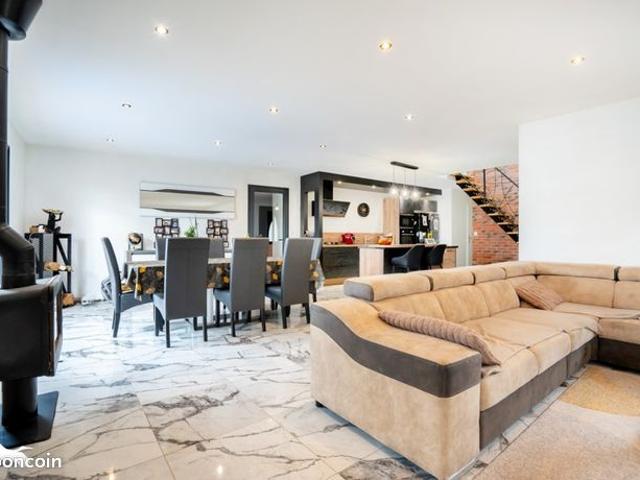 Maison vente à Saumur, La Breille-les-pins
