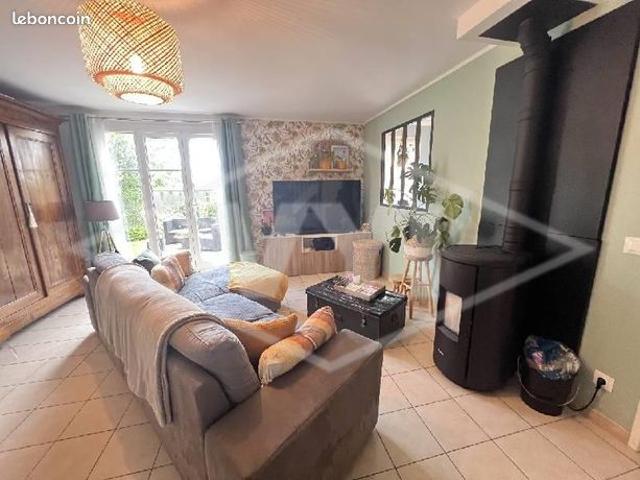 Maison vente à Melun, Combs-la-ville
