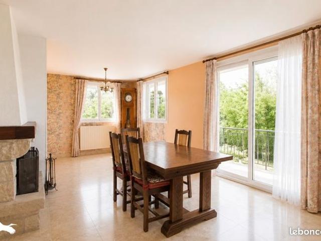 Maison vente à Saint-Germain-en-Laye, Carrières-sous-poissy