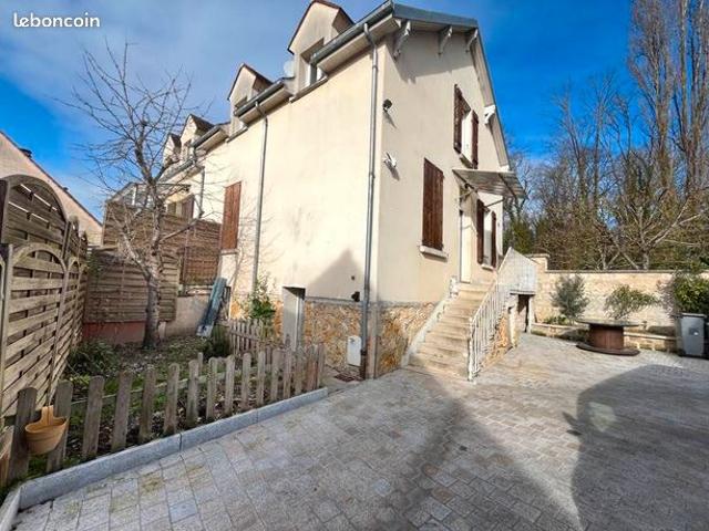 Maison vente à Pontoise, Méry-sur-oise