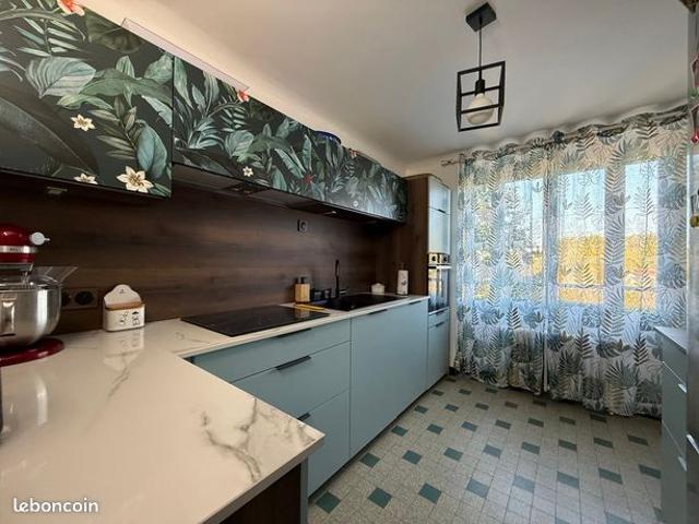 Maison vente à Saint-Amand-Montrond, Chezal-benoît