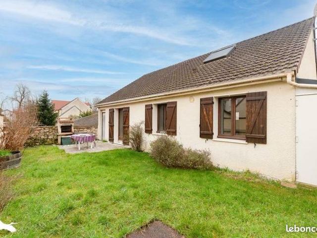 Maison vente à Pontoise, Mériel