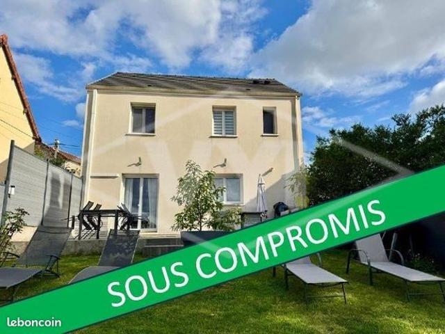 Maison vente à Melun, Combs-la-ville