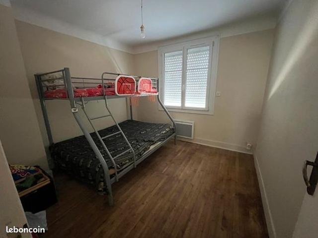 Maison vente à Niort, Mellé