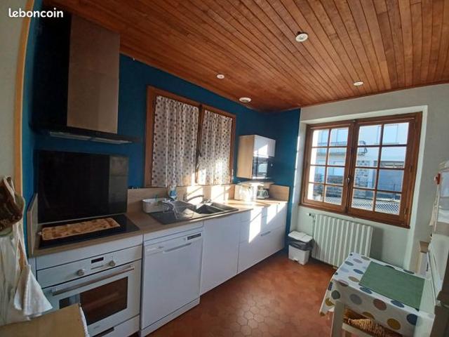 Maison vente à Mauriac, Pleaux