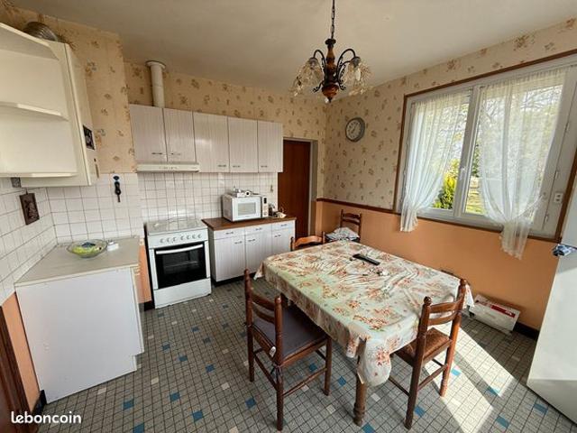 Maison vente à Confolens, Cellefrouin