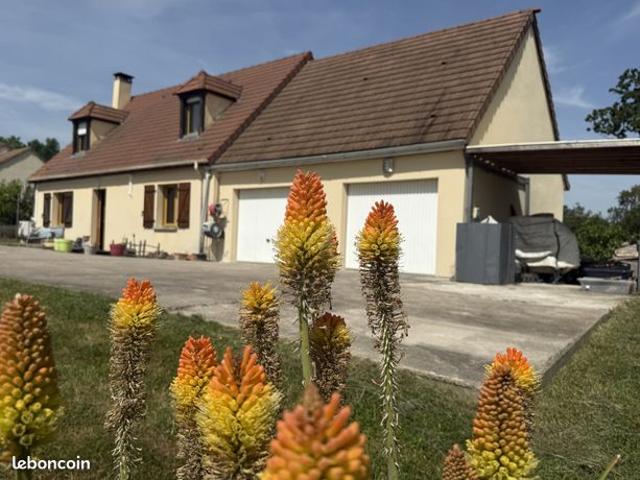 Maison vente à Lisieux, Normandie
