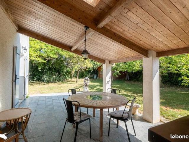 Maison vente à Saint-Jean-d'Angély, Charente-Maritime