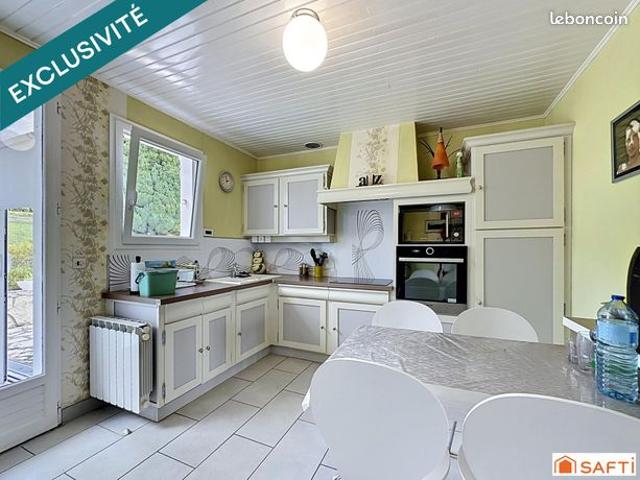 Maison vente à Sens, Paron