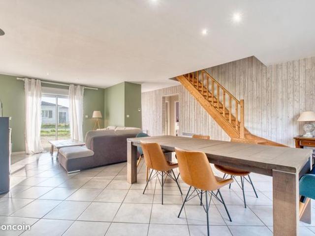 Maison vente à Nontron, Biras