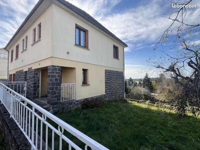 Maison vente à Mauriac