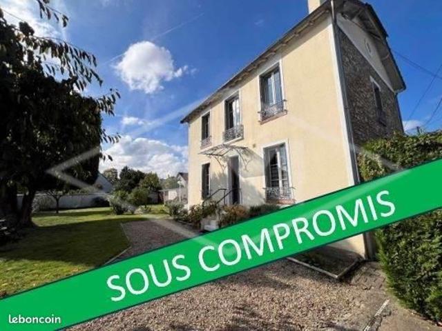 Maison vente à Melun, Combs-la-ville