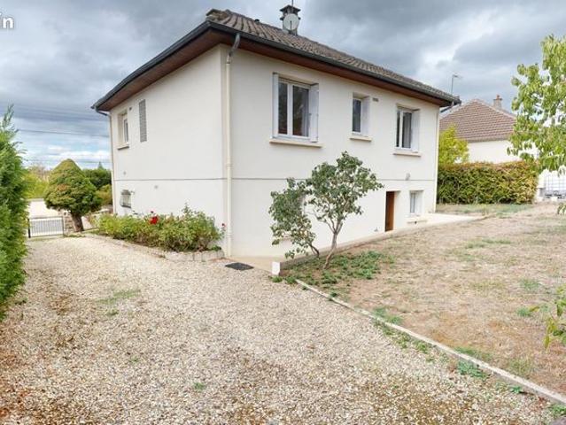 Maison vente à Bourbon-l'Archambault, Allier