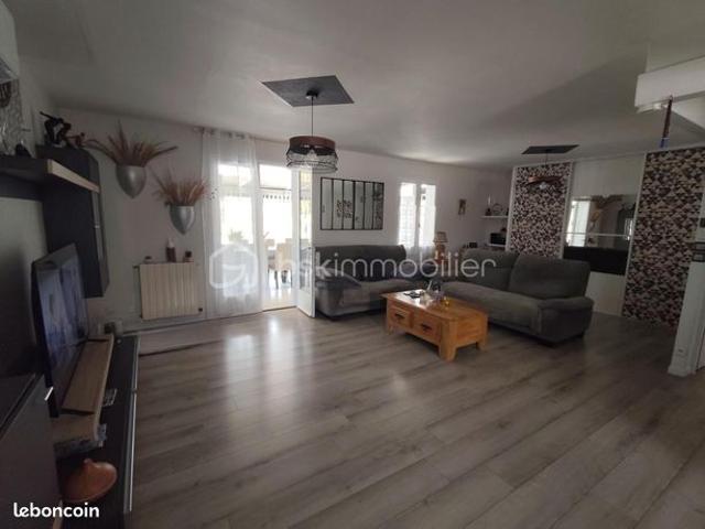 Maison vente à Confolens, Verdille