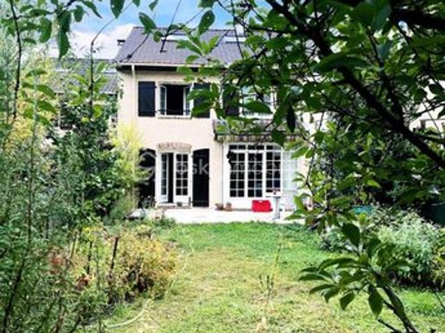 Maison vente à Versailles, Les Clayes-sous-bois