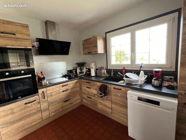 Maison vente à Châtellerault, Les Trois-moutiers