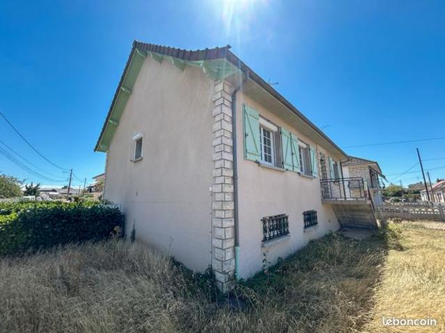 Maison vente à Commentry, Allier