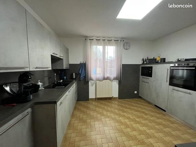 Maison vente à Bellac, Blond