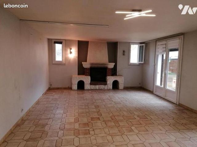 Maison vente à Loches, La Celle-saint-avant