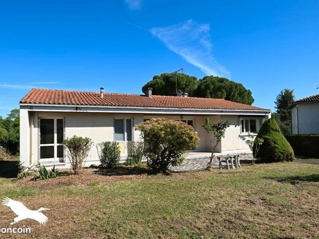 Maison vente à Montmorillon, Champniers