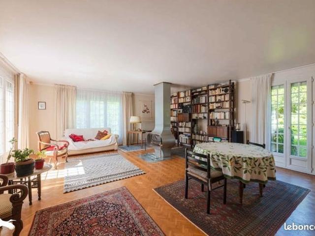 Maison vente à Saint-Germain-en-Laye, Chanteloup-les-vignes