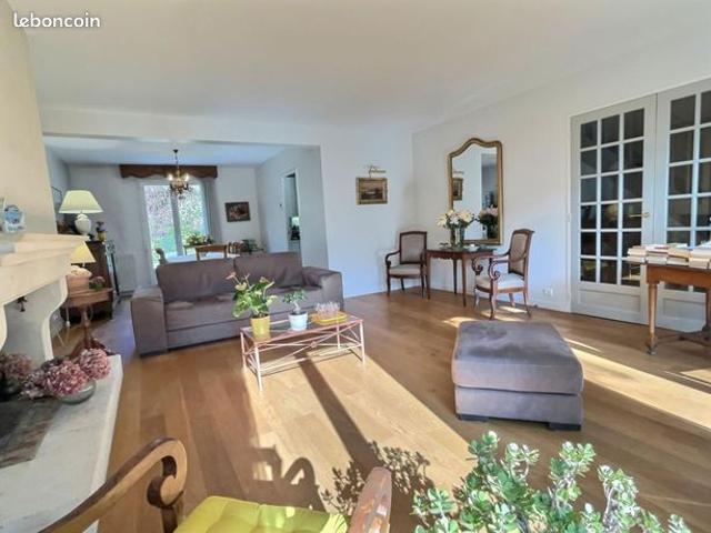 Maison vente à Évry, Mennecy