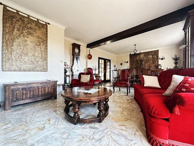 Maison vente à Sens, Joigny