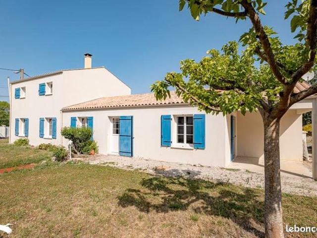 Maison vente à Saint-Jean-d'Angély, Nachamps