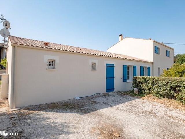 Maison vente à Saint-Jean-d'Angély, Nachamps