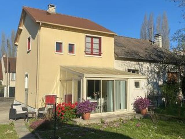 Maison vente à Versailles, Trappes